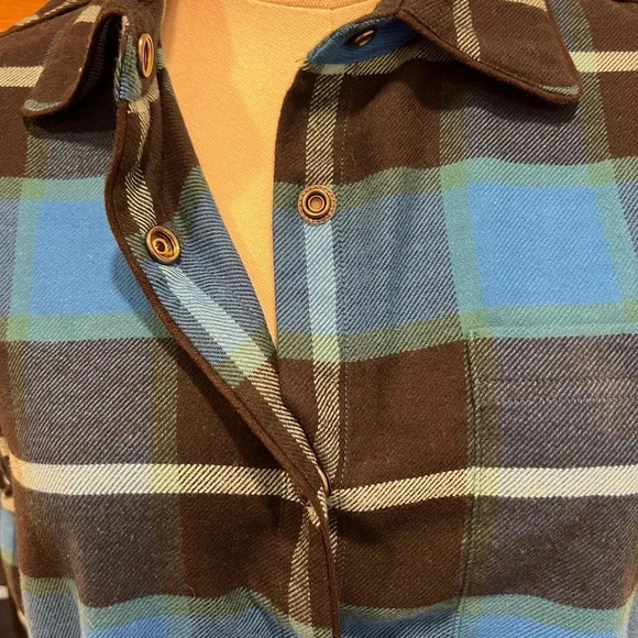 LITA by CIARA - long sleeve oversized plaid flannel shirt, XXS - Picture 4 of 7